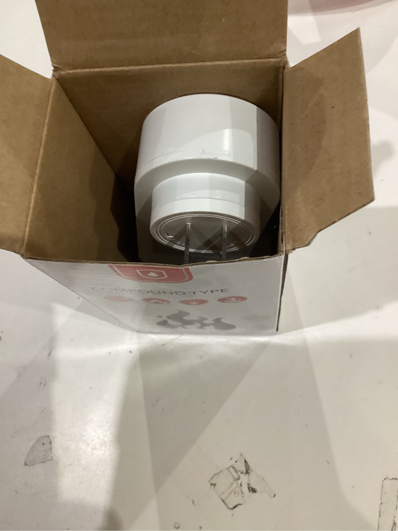 Condition photo showing As Is for 3-in-1 Carbon Monoxide Detectors with Temp & Humid, Plug in, 85dB Audible & Visual CO Alarm, LCD Digital Display, Easy to Install,Test Button, Portable for Bedroom/Office/Camper, Gives Peace of Mind 3 in 1 - 1 PACK