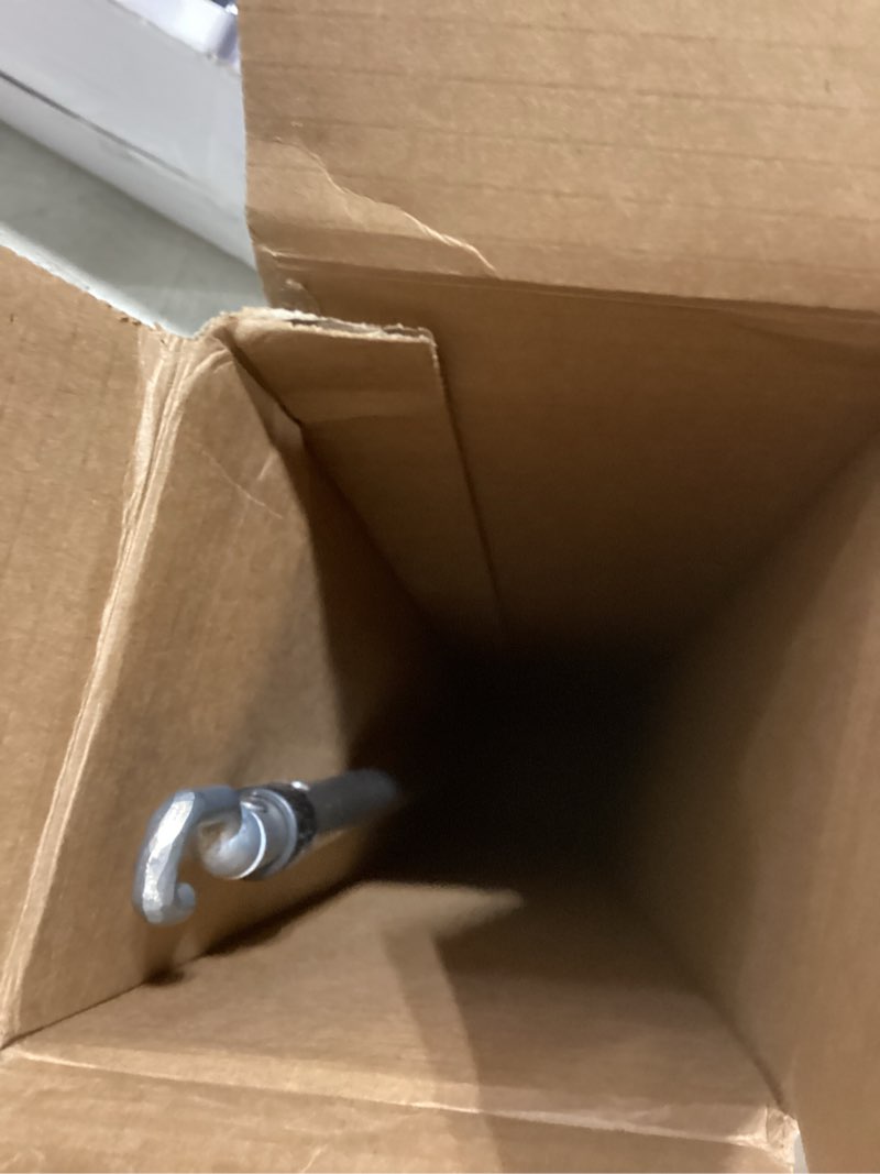 Condition photo showing Good Condition for telescoping skylight pole with hook 4-6 feet