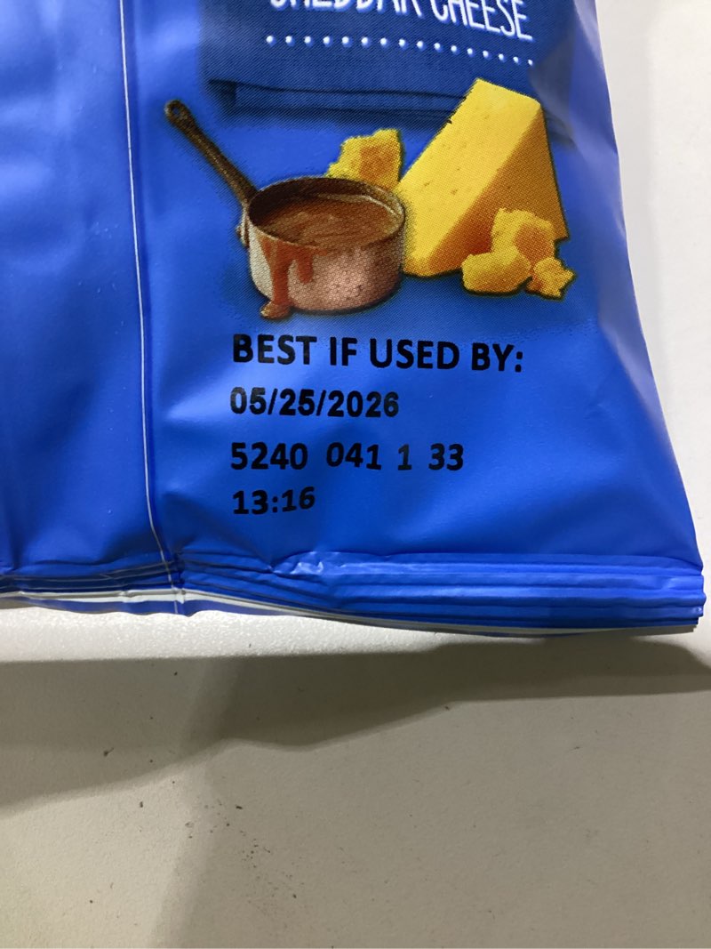 Condition photo showing New/Like New for G.H. Cretors Cheese & Caramel Popcorn Mix (1 oz Bags – 40 Pack) Handcrafted Small Batch Popcorn, Gluten Free, Kosher, No Artificial Preservatives, Convenient Individual Bags