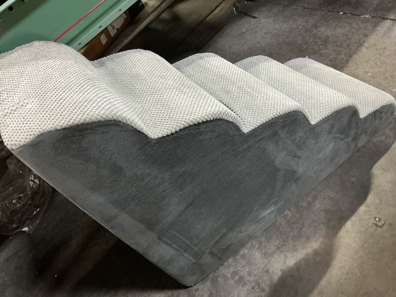 Condition photo showing Good Condition for dog stairs for bed 28.7”h, 5-step dog ramp, non-slip sturdy pet steps for small dogs & cats to get on high bed or couches, grey