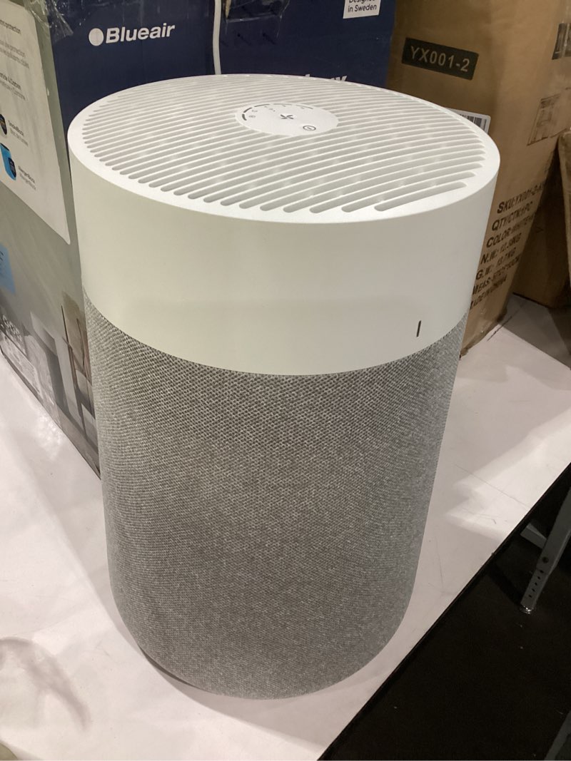 Condition photo showing Good Condition for blueair air purifiers for medium rooms, bedroom, kitchen, cleans 1,858 sqft in one hour, hepasilent smart air cleaner for home, pets, allergies, virus, dust, mold, smoke - blue pure 311i max