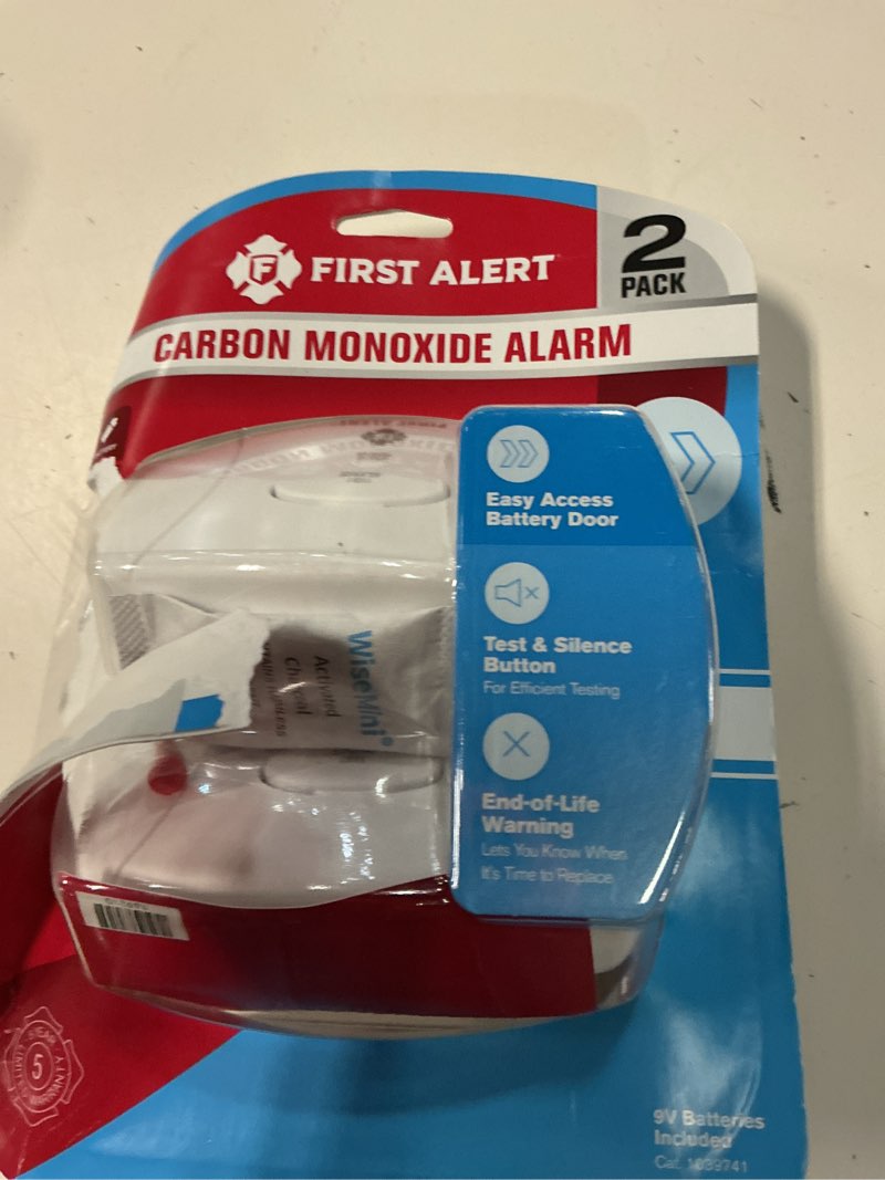 Condition photo showing As Is for first alert battery-powered electrochemical carbon monoxide detector