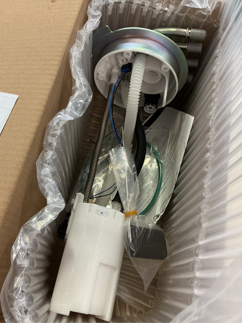 Condition photo showing Good Condition for fuel pump module assembly for 2004 2005 2006 2007 2008 chevrolet silverado 2500 3500 hd classic gmc sierra 2500 3500 hd classic v8 6.6l sp6358m