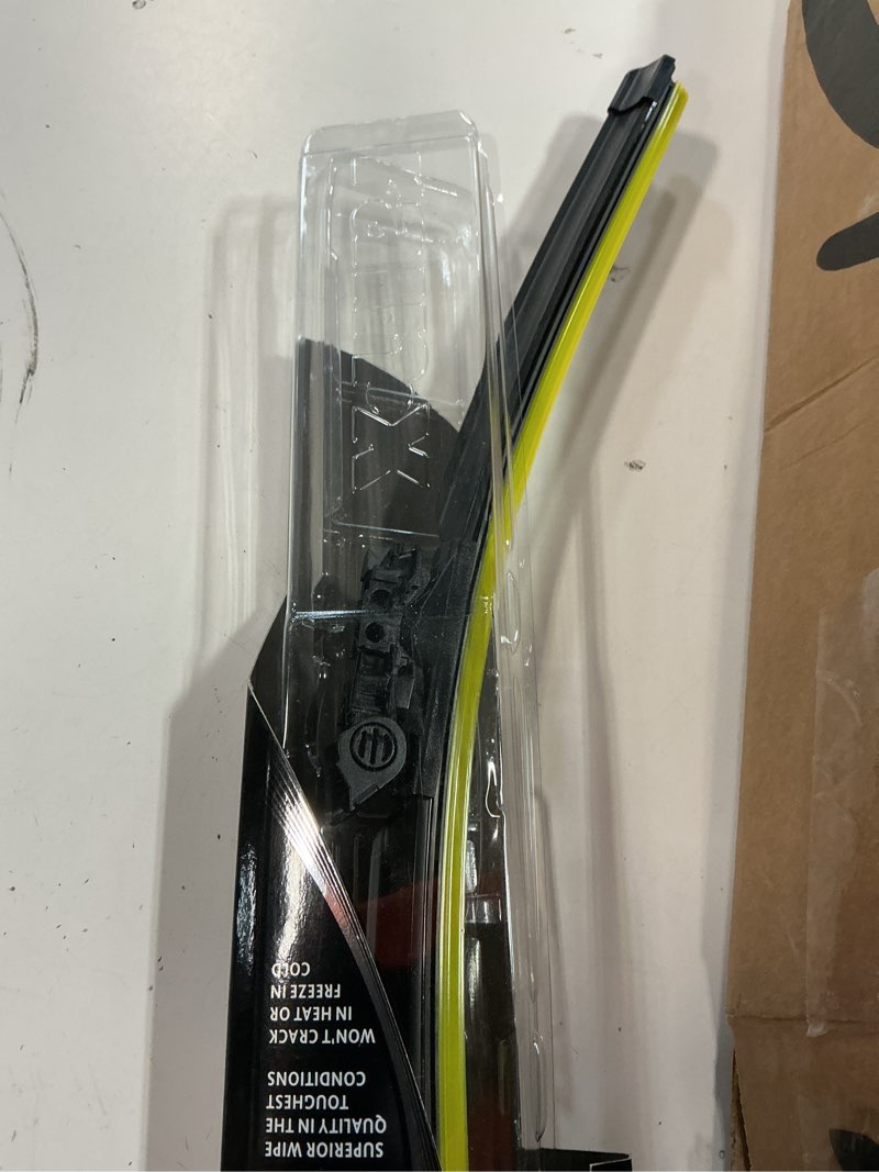 Condition photo showing As Is for Rain-X Silicone AdvantEdge Wiper Blade 20" Windshield Wiper Blades Replacement, All-Weather Performance Lasts 2X Longer, Premium Beam, Installock Adapter for Easy Fit (Pack of 1) 20" Silicone AdvantEdge