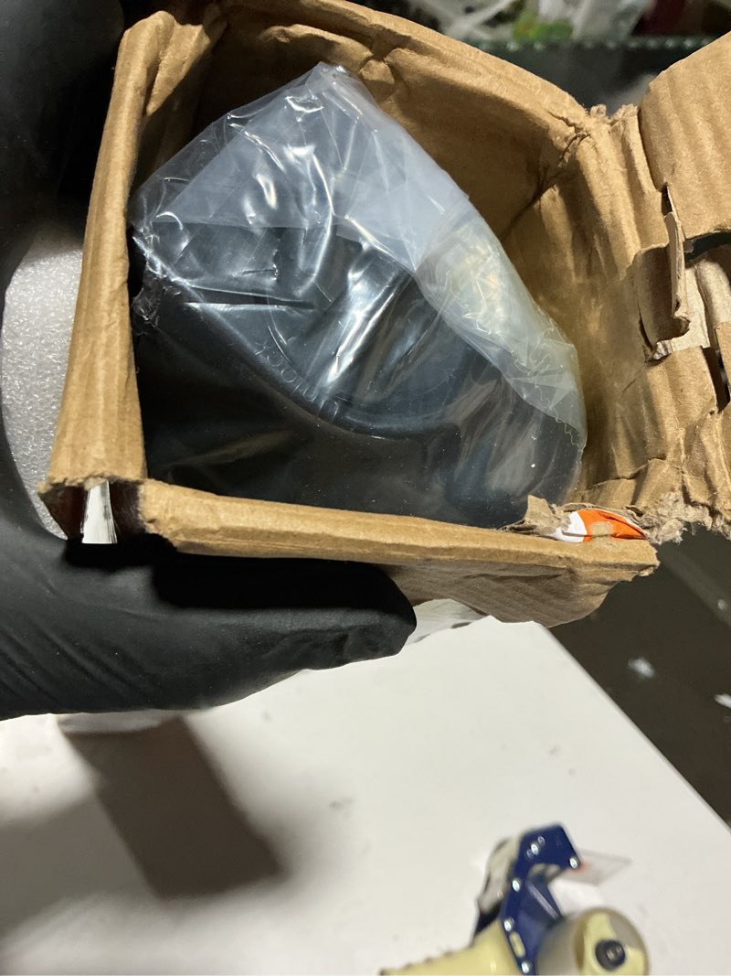 Condition photo showing Good Condition for Retractable Baby Gate for Doorways and Stairs, Mesh Safety Gate for Pet, Indoor & Outdoor Use, One-Hand Operation, Easy Installation, 33.6" Tall, Expands to 55" Wide?Black,33.6"x55")