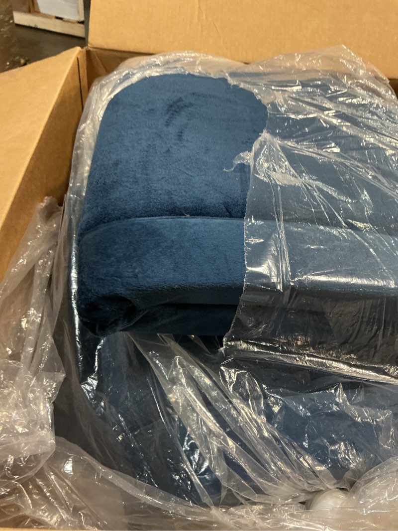 Condition photo showing Good Condition for huloo sleep ultra soft baby play mat for floor,1.3" thick elasti-foam 47x47 play mat for playpen,water-repellent coral velvet for tummy time, non-slip backing safe for toddlers & infants?dark blue? dark blue 47"×47"×1.3"