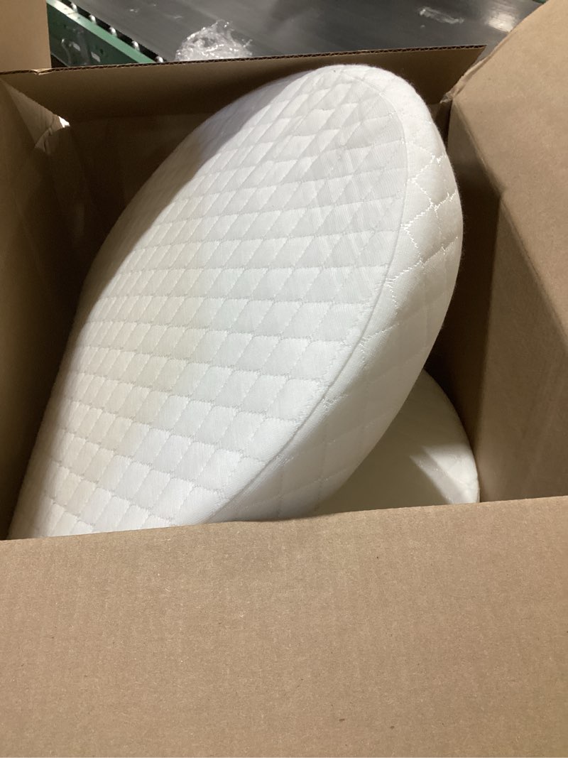 Condition photo showing Good Condition for baby bassinet mattress, breathable, hypoallergenic, premium foam, non-toxic, oval shaped with removal waterproof cover,15" x 30" x 2'', white white oval 15" x 30"