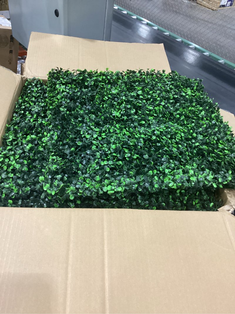 Condition photo showing Good Condition for 20"x20" Grass Wall,12PCS Artificial Boxwood Panels,4 Layers Plant Wall, Greenery Backdrop,Privacy Hedge Screen,Green Panels Decor for Outdoor Garden and Indoor Home Wedding 12PCS 20''x20''