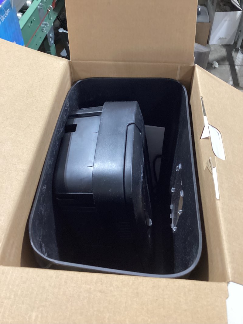 Condition photo showing Good Condition for pen+gear 6-sheet cross-cut paper/credit card shredder with 3.7 gallon bin, black, home & office use