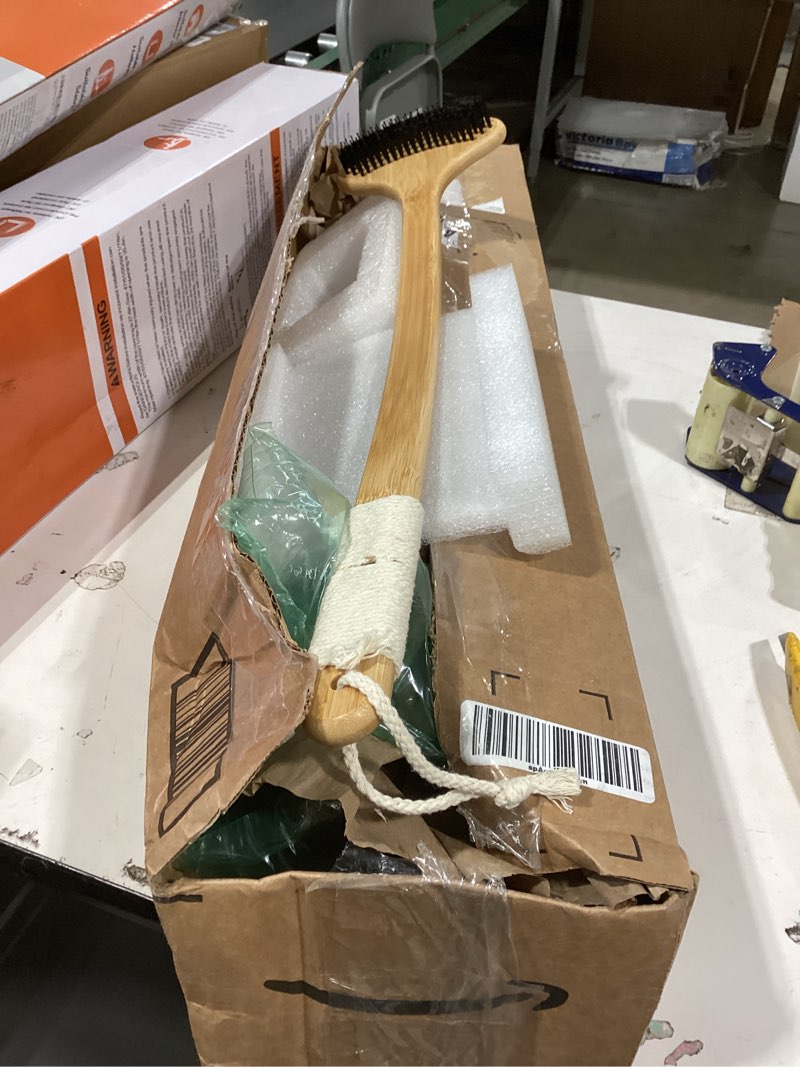 Condition photo showing Good Condition for bamboo back scratcher, oversized body scratcher with 22” curved long handle and 2 in 1 wide scratching/massaging head, for itch relief, body brush backscratchers for adults men women 2 in 1 bristles