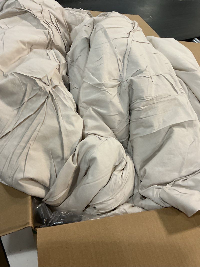 Condition photo showing Good Condition for Bedsure King Size Comforter Set Beige - Bed in a Bag Bedding Set 7 Pieces, GentleSoft™ Pintuck Bed Set Gift for Family, Pinch Pleat Beige Comforter with Sheets, Pillowcases & Shams King 02 - Beige