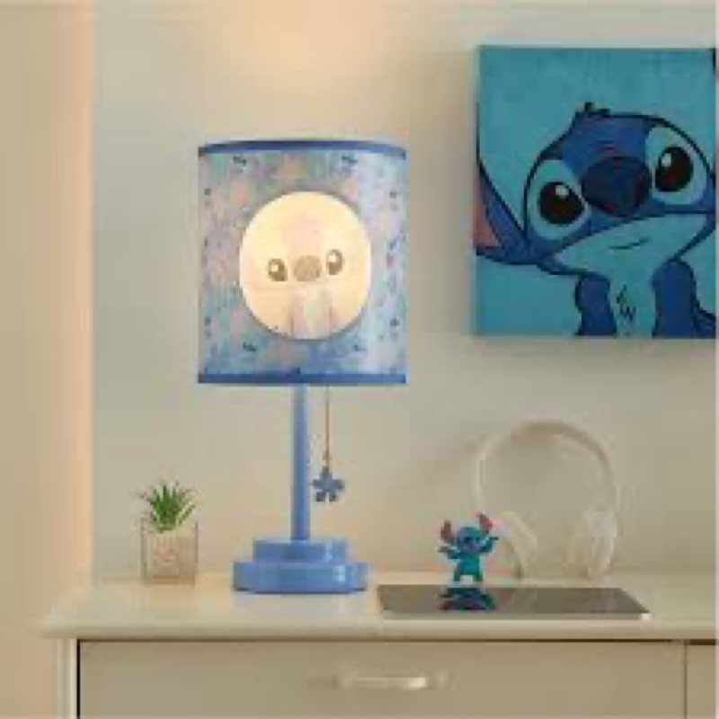 Idea Nuova Table Lamp for Kids,Stick Lamp with Printed Shade & Pull Chain,Bedroom or Nursery Nightst pooh