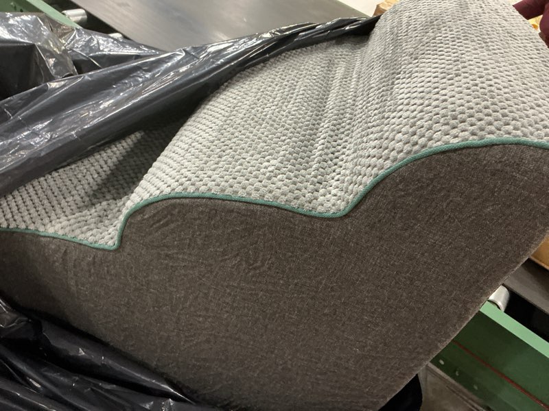 Condition photo showing Good Condition for Gardner Pet Dog Stairs for Small Dogs 19.7" H, Curved 4-Step Pet Stairs, Dog Steps for High Bed (18-24 in), Couch with Durable Non-Slip Waterproof Fabric Cover and CertiPUR-US Certified Foam Grey 4 Curved 15.7"x28"x19.7"