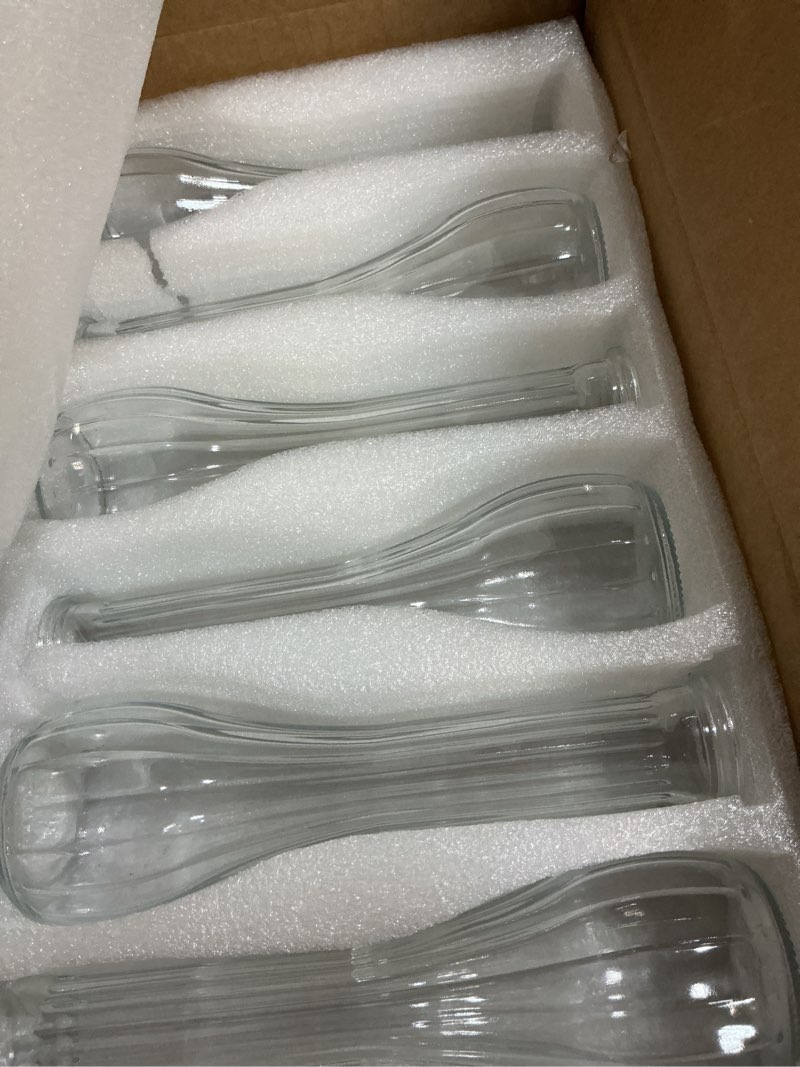 Condition photo showing New/Like New for glass bud vases for centerpieces, 6 pack clear small flower vases for wedding decorations and indoor home decor, hurricane candle holder for table shelf, party
