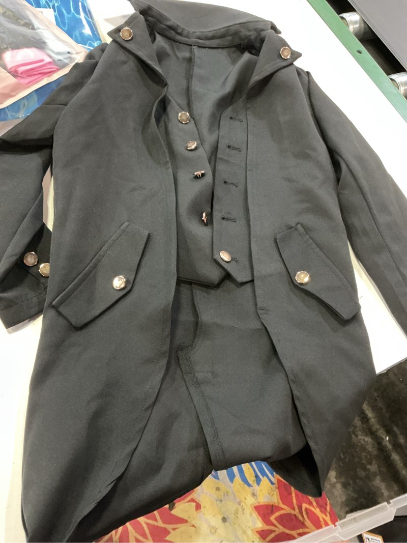 Condition photo showing Good Condition for rrhss Boys Gothic Tailcoat Jacket Halloween Costume Jackets Vintage Black Steampunk VTG Victorian Long Coat Black 5-6 Years