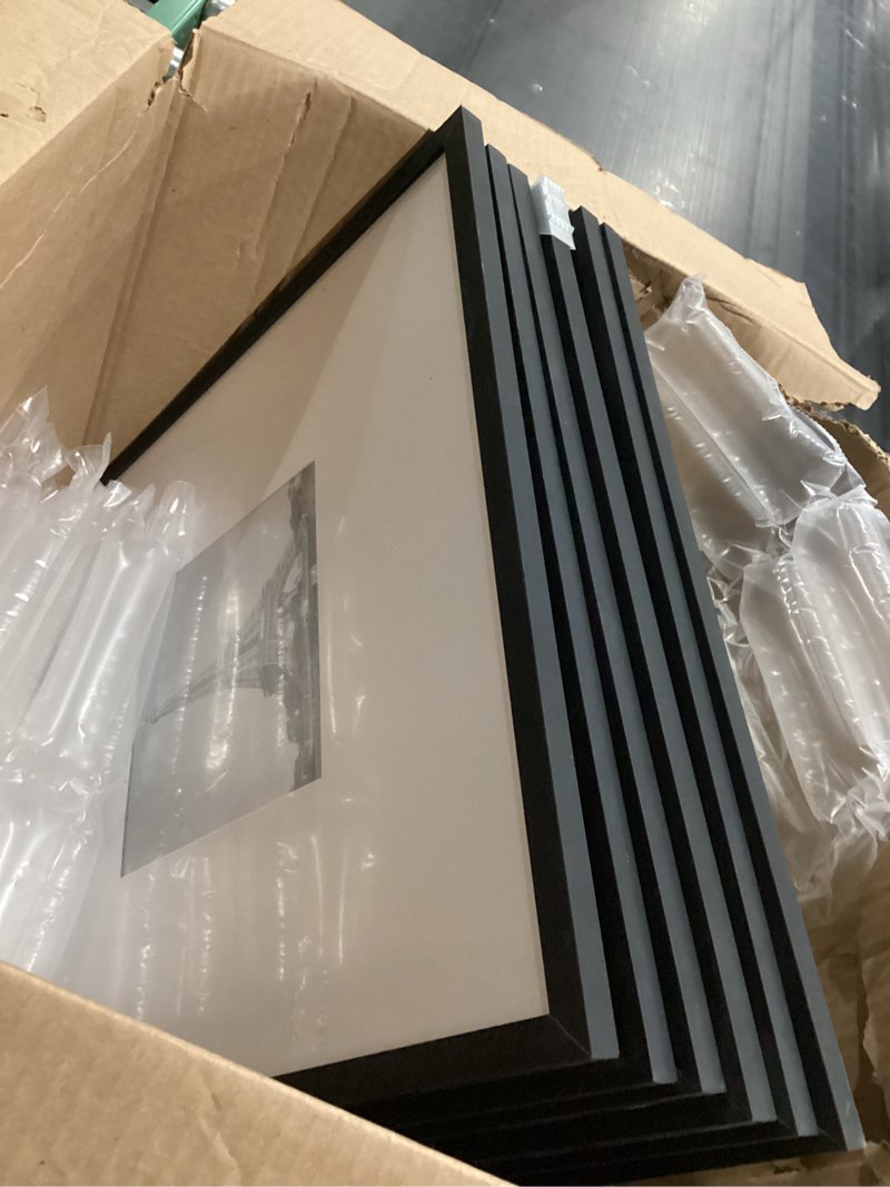 6 pcs))18x18 Picture Frame, Display Pictures 8x8 with Mat or 18 x 18 Without, Wall Hanging Square