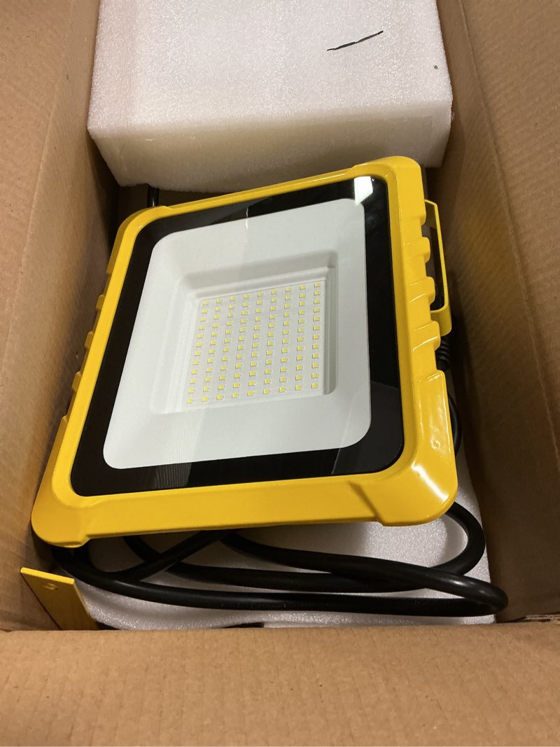 Condition photo showing Good Condition for 25000 Lumen Work Lights with Stand, Dual Head LED Work Light with USB & Socket, Waterproof Portable Lights with Individual Switch, Led Flood Light with 72 Inch Adjustable Metal Telescoping Tripod 25000LM