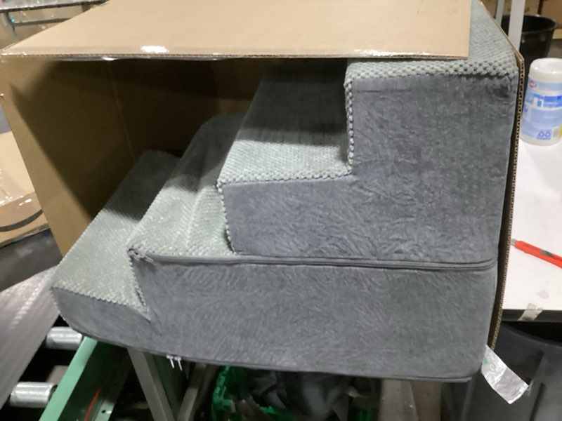 Condition photo showing Good Condition for joydeco dog stairs for bed 15" h, 3-step pet steps for small dogs and cats, dog steps for high bed, non-slip balanced ramp indoor pet stairs, gray grey 3-step