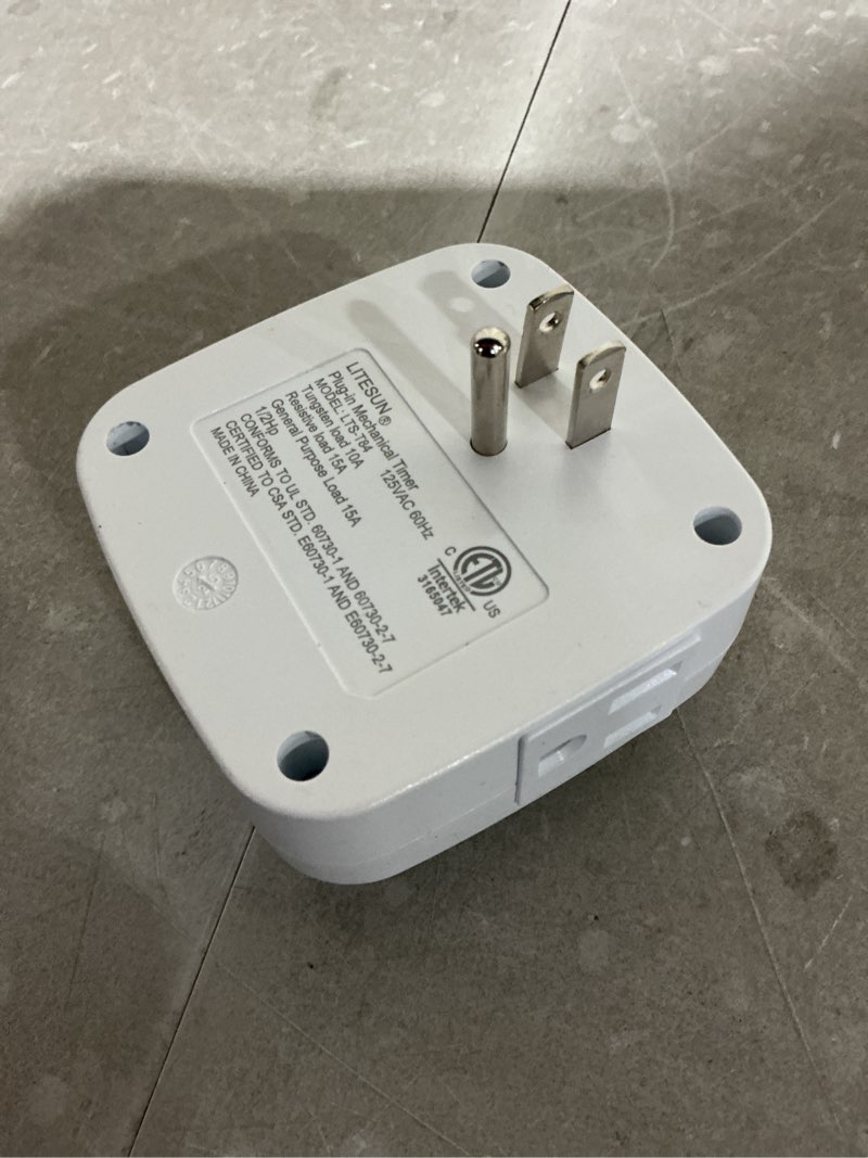 Condition photo showing Good Condition for utilitech 15-amps 125-volt indoor 2-outlet countdown analog lighting timer