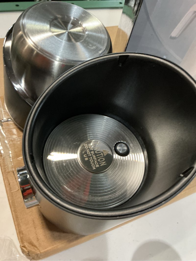 Condition photo showing Good Condition for 21.16oz/600ml milk frother, 8-in-1 automatic milk frother and steamer, electric hot & cold foam maker, ergonomic grip stainless steel detachable frother for coffee, latte, cappuccino