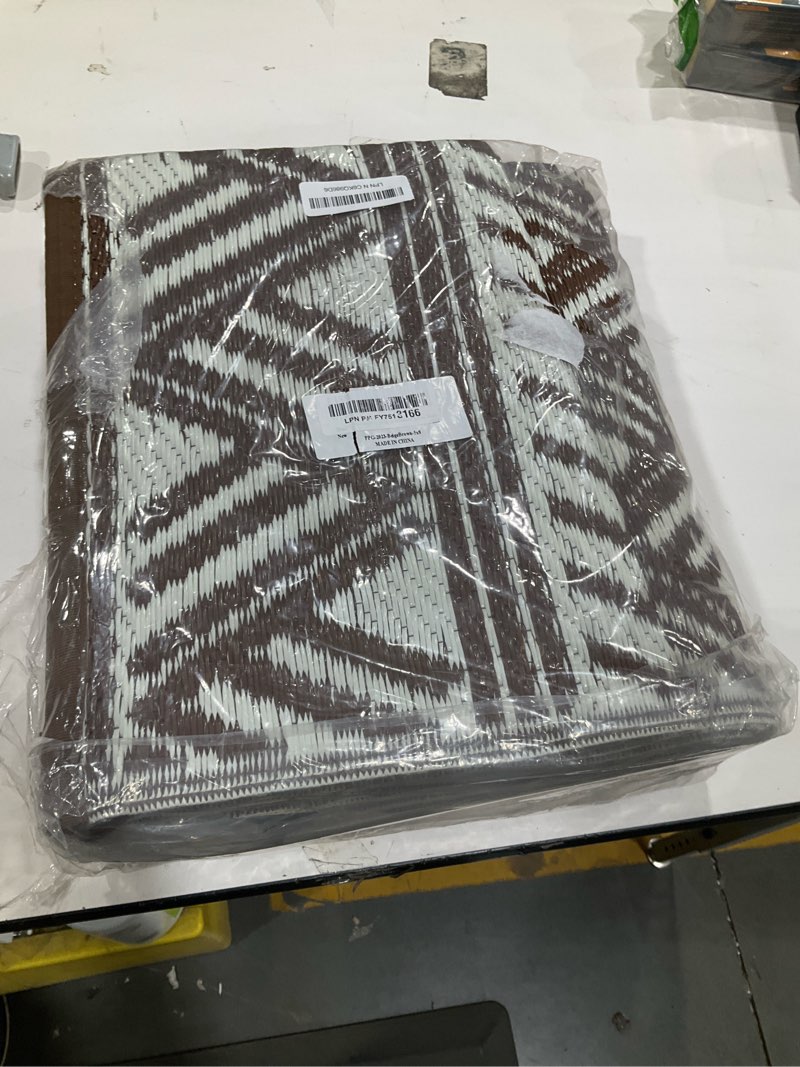 Condition photo showing Good Condition for montvoo outdoor rug carpet waterproof 5x8 outdoor patio rug mat reverisble plastic straw outdoor rug for rv camping picnic beach balcony boho beige brown beige brown 5' x 8' (rectangular)