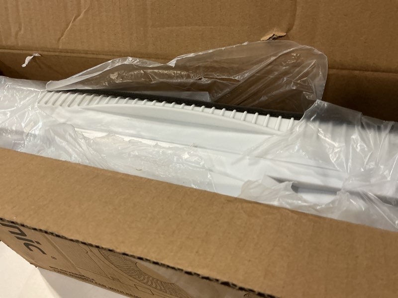 Condition photo showing Good Condition for shinic 2026 9 inch twin window fan – quiet, reversible airflow, 3 speeds, adjustable width 23.5"-37", etl certified for bathroom/kitchen
