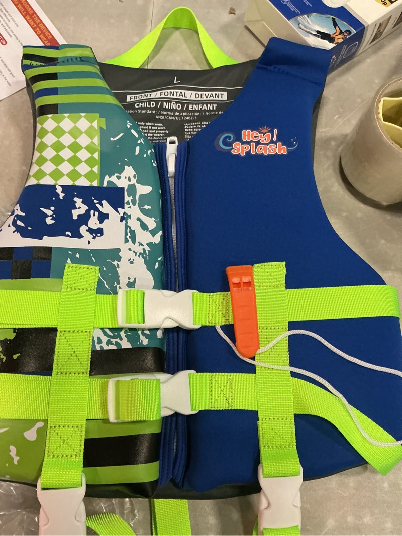 Condition photo showing Good Condition for heysplash swim vest, kids swimming jacket fit 30-50/50-80lbs, child floaties vest wiht safety strap, float jacket for girls/boys on pool,beach,boating, learn to swim aid, m 3-6 yrs/l 6-9 yrs