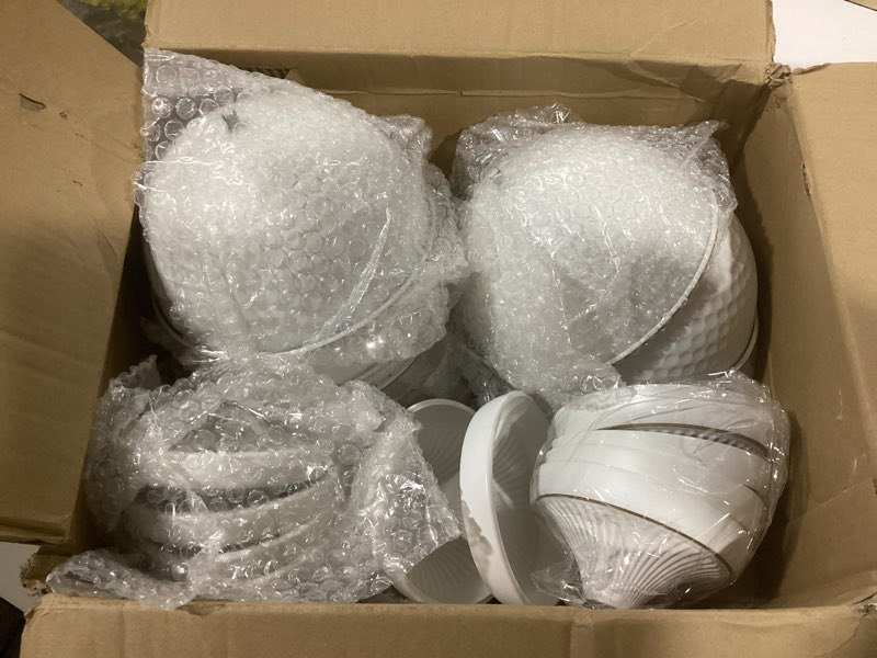 Condition photo showing Good Condition for Sziqiqi White Urn Vase for Flowers - Wedding Table Decoration Centrepieces Set of 10 Vintage Metal Vases for Artificial Flowers Small Hammered Vase for Birthday Party Christmas Anniversary 4.3in - 10 Pcs White