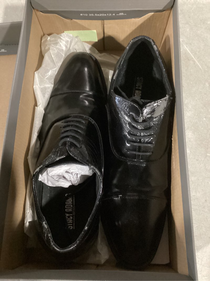 Condition photo showing As Is for stacy adams mens kallum cap toe oxford 10 black