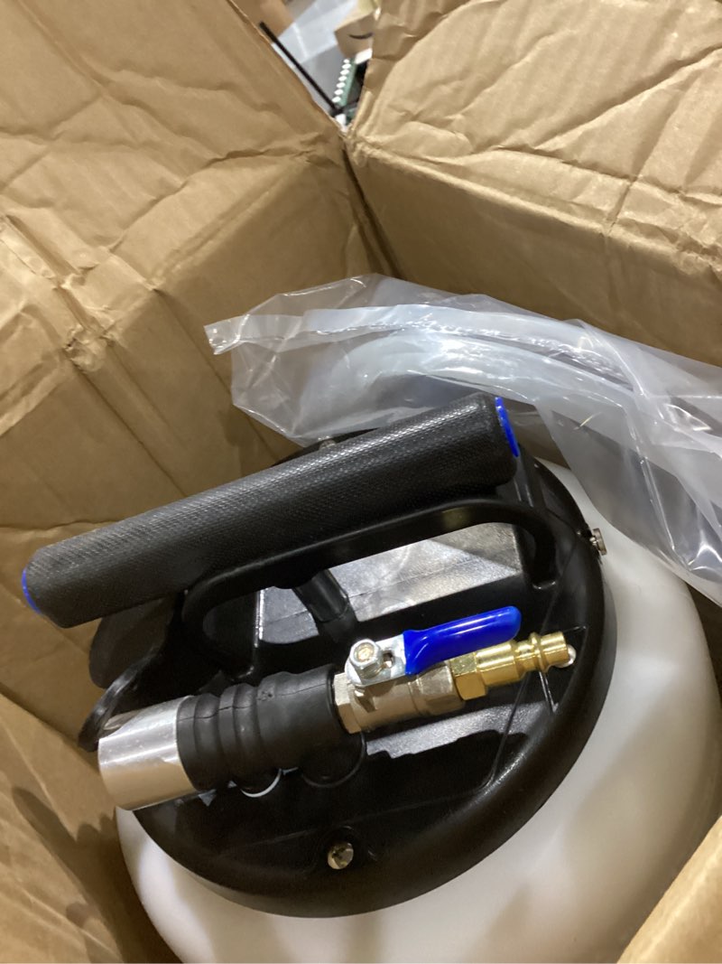 Condition photo showing Good Condition for vevor 15l pneumatic/manual fluid extractor pump, oil changer vacuum fluid extractor, oil extractor change pump for automotive, oil change & fluid change tool with dipstick and suction hose