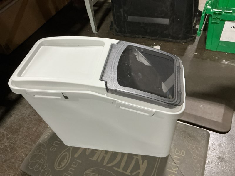 Condition photo showing Good Condition for YITAHOME Large Ingredient Storage Bin, Commercial Rice Container With Wheels, Scoop, Lid and Scale - Bulk Flour Bin for Kitchen