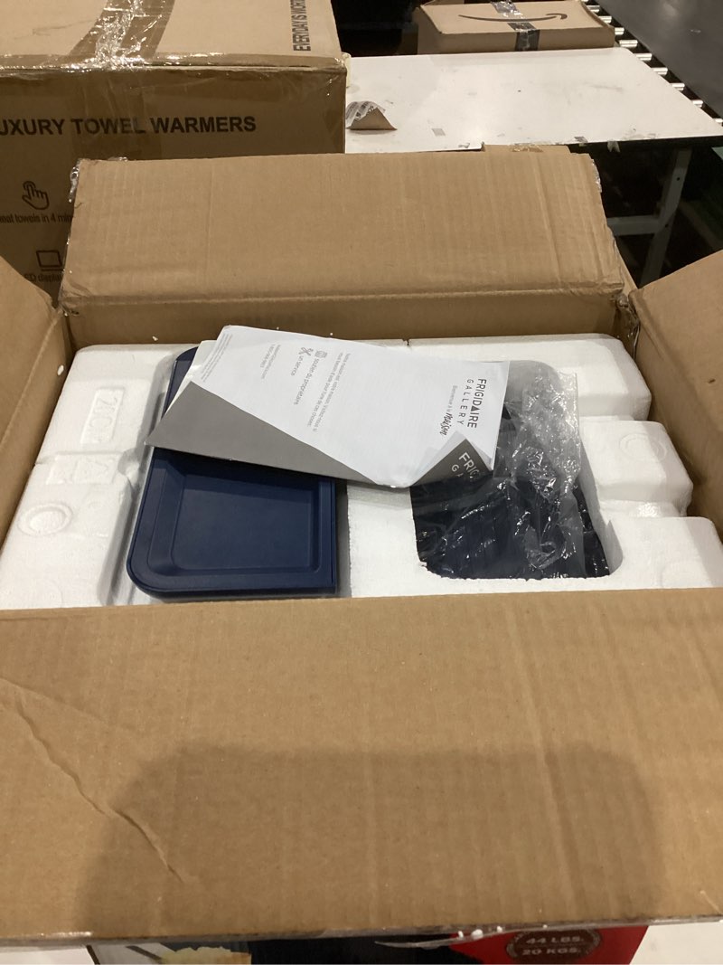 Condition photo showing New/Like New for FRIGIDAIRE Gallery EFIC255 Countertop Crunchy Chewable Nugget Ice Maker, 44lbs per Day, Auto Self Cleaning, 2.0 Gen, Navy