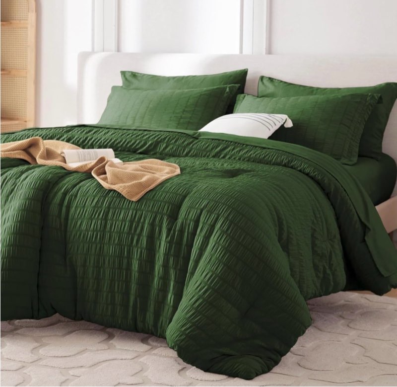 MUXHOMO 7 Pieces King Comforter Set, Seersucker Bed in a Bag King Size, All Season Luxury Bedding Se