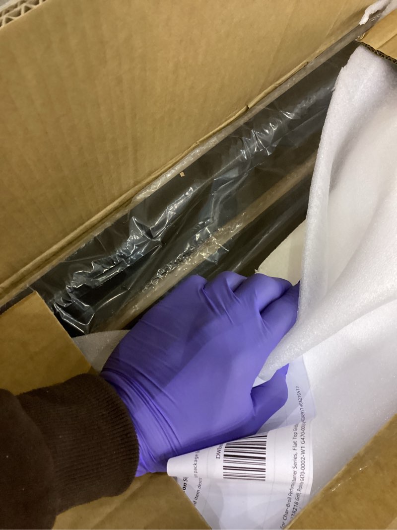 Condition photo showing New/Like New for Full Size Griddle Inserts for Char-Broil Performance 6 Burner Series, Flat Top Griddle for Charbroil 463245917 463276517 466245917, 463347017 463238218 Grill, Replace for G470-0002-W1 G470-0003-W1 18" x 32"