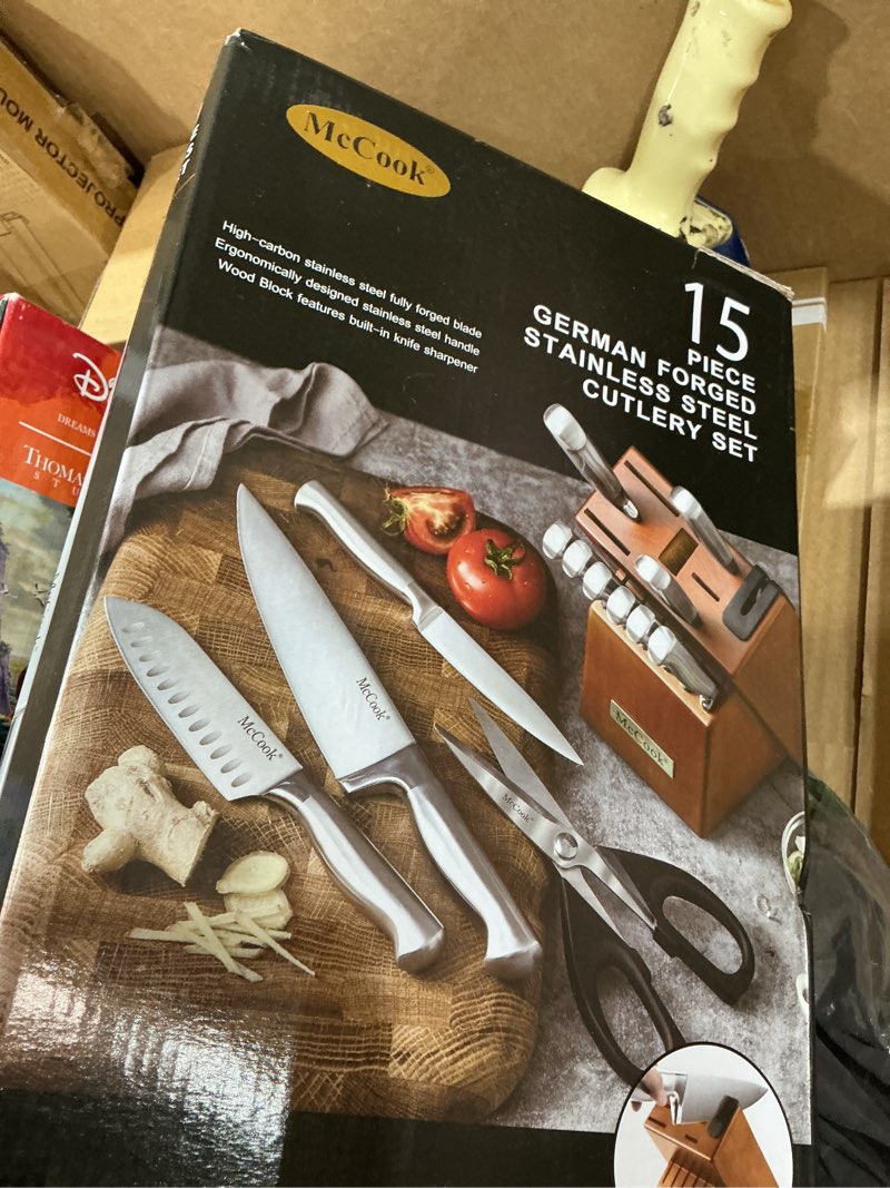 Condition photo showing New/Like New for mccook mc29 knife sets,14 pieces german high carbon stainless steel hollow handle self sharpening kitchen knife set with hardwood block