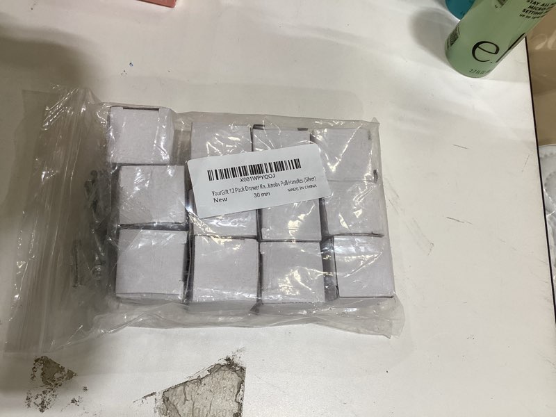 Condition photo showing New/Like New for YourGift 12 Pack Drawer Knobs Diamond Shaped Crystal Glass 30mm Cabinet Knobs Pull Handles (Silver) 30 mm, 12 Pack Silver