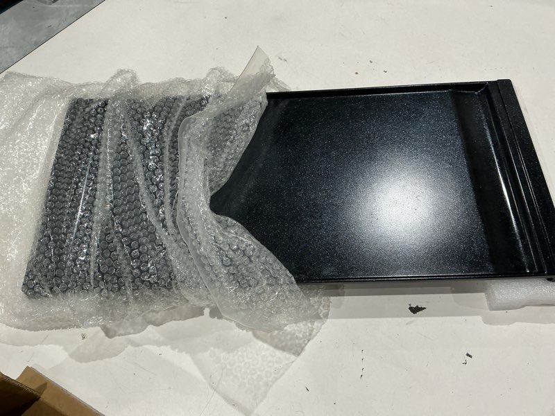 Condition photo showing Good Condition for upgraded wb31x24738 ceramic non-stick griddle replacement for ge stove cooktop, pfas & ptfe free, food-grade non-stick coating, 19.5"×9" integrated griddle plate for ge gas stove top center