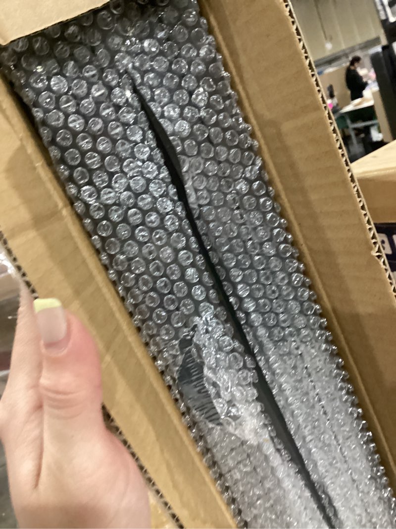 Condition photo showing Good Condition for upsimples 16x20 picture frame set of 5, display pictures 11x14 with mat or 16 x 20 without, wall gallery poster frames, black