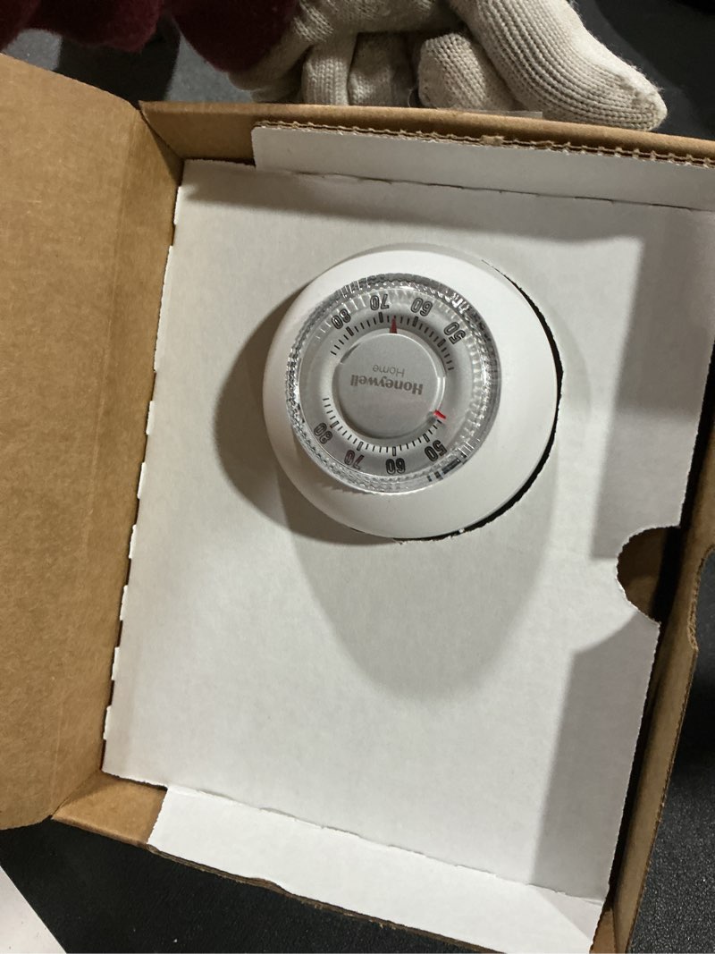 Condition photo showing Good Condition for Honeywell Home Manual Heat Only Thermostat