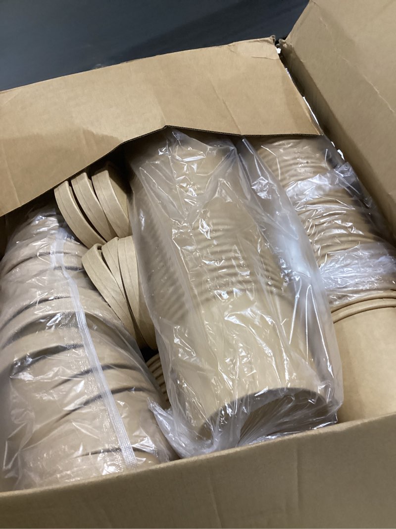 Condition photo showing Good Condition for 36oz 50pcs large paper bowls with lids, disposable soup serving bowls bulk party supplies for hot/cold food, soup (36 oz) 36 oz(lids)