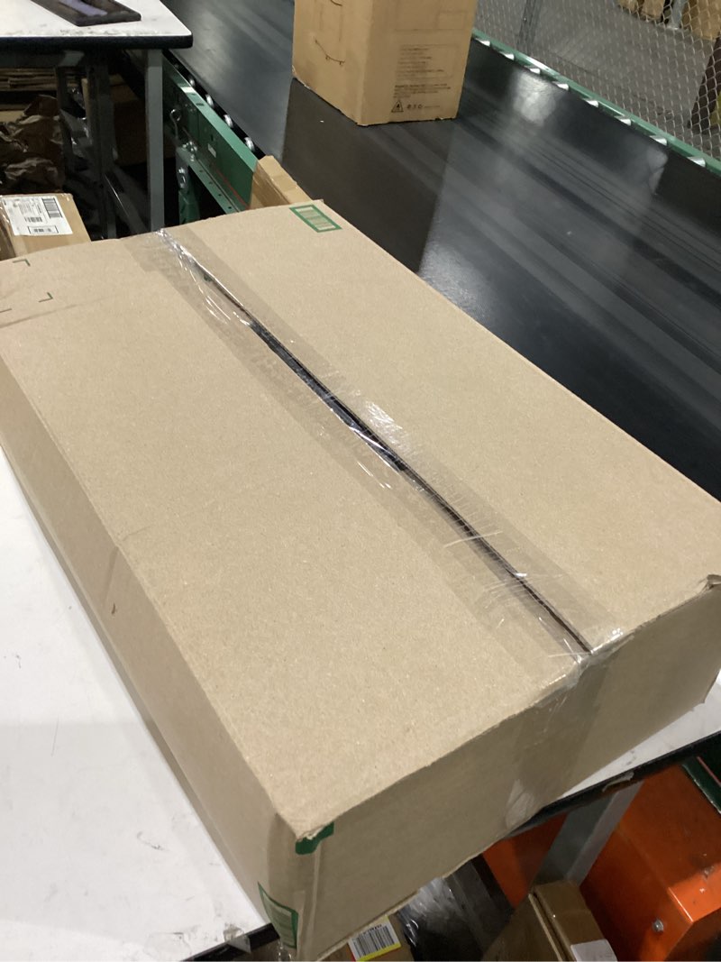 Condition photo showing New/Like New for checkboard pad large