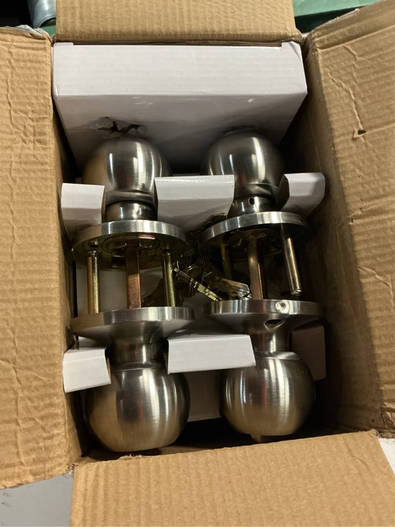 Condition photo showing New/Like New for 4 pack bestten door knob with lock and key, keyed different, satin nickel | entry door knob, for entrance and front door 4 satin nickel