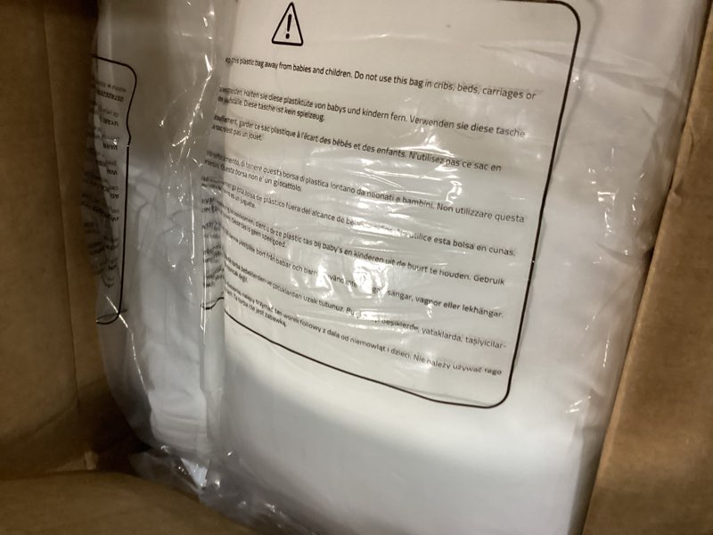 Condition photo showing Good Condition for Utopia Bedding Throw Pillows (Set of 4, White) – 12 x 20 Inches Down Alternative Pillows for Bed, Sofa, and Couch - Fluffy Decorative Stuffer Pillow for Indoors & Outdoors 12x20 Inch 4