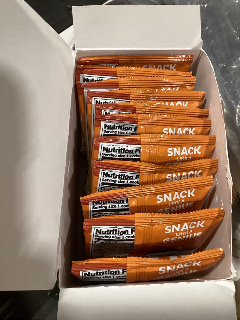 Condition photo showing New/Like New for Quest Nutrition Peanut Butter Protein Cookie, 15g Protein, 1g Sugar, 5g Net Carbs, Keto Friendly, High Protein, Low Carb, 12 Count Peanut Butter 12 Count (Pack of 1)