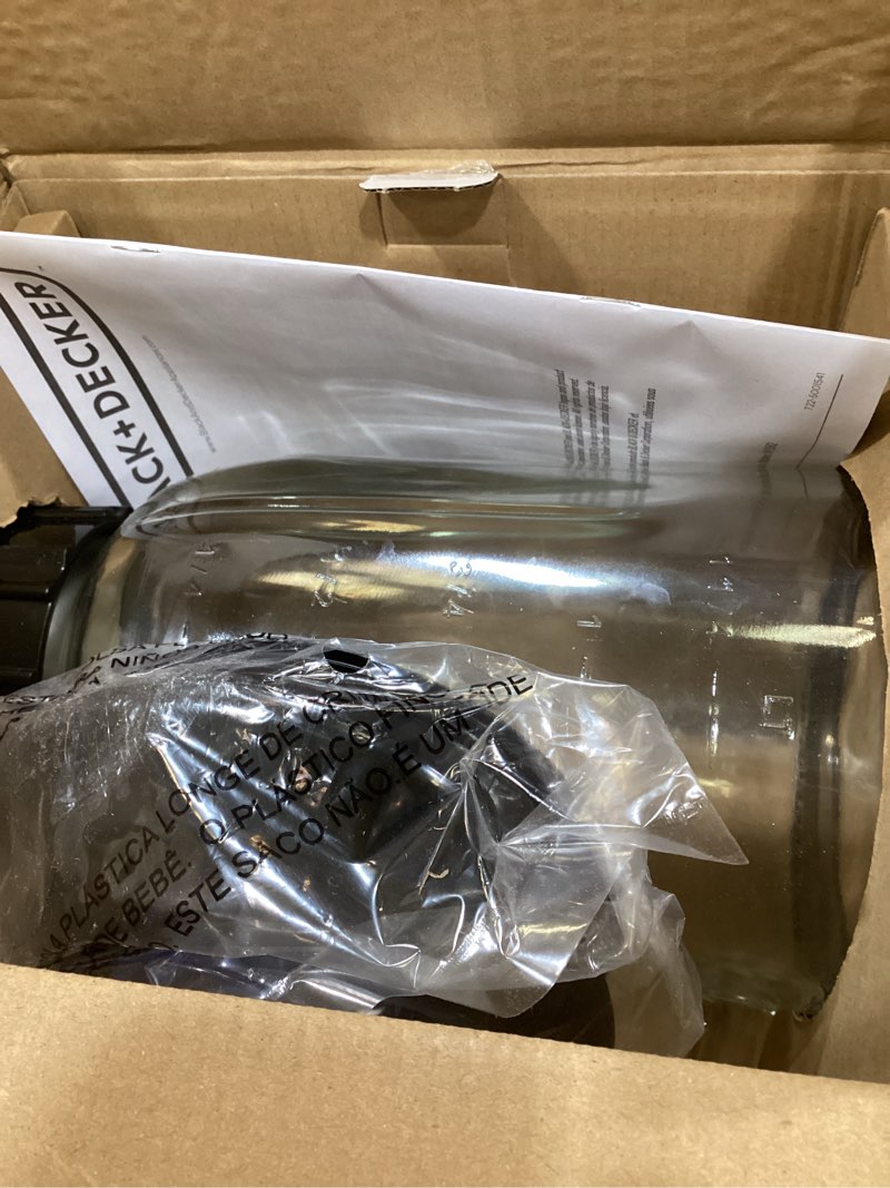 Condition photo showing Good Condition for black+decker powercrush multi-function blender with 6-cup glass jar, 4 speed settings, silver countertop blenders