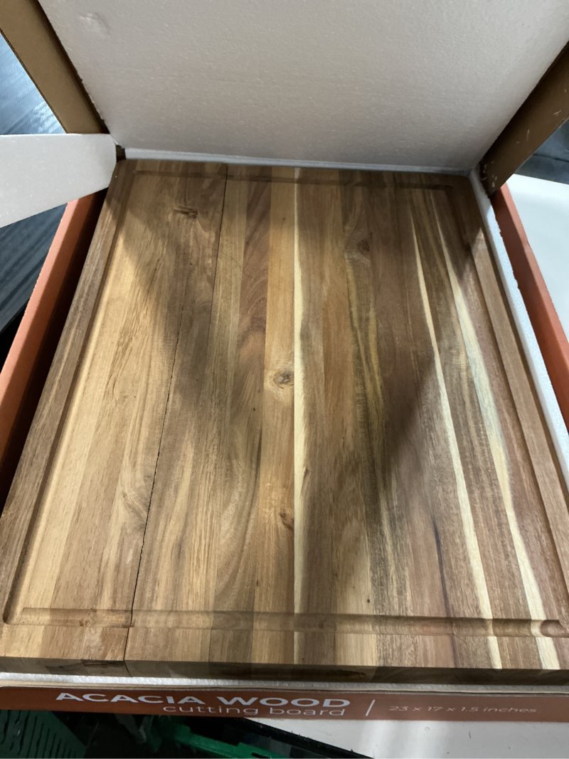 Condition photo showing As Is for (the product is broken)saffron & sage extra large wood cutting board - thick 23 x 17 x 1.5 inch acacia wooden cutting boards for kitchen use with deep juice groove, reversible chopping board doubles as a charcuterie board 23\"l x 17\"w