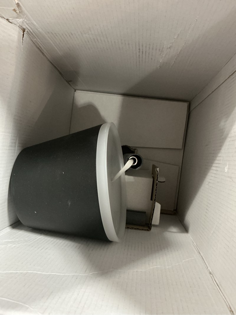 Condition photo showing Good Condition for Philips - Hue Go Portable Table Lamp - Black