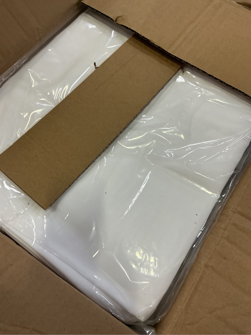 Condition photo showing New/Like New for 10 pack white round tablecloths, 120 inch stain resistant and wrinkle polyester fabric washable table clothes cover for kitchen dining, wedding, reception banquet, birthday party, buffet restaurant white 120 in round, 10 pack