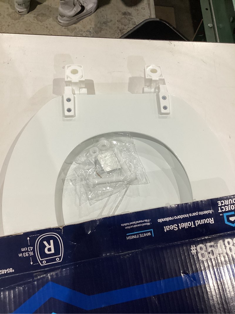 project source 854827 round toilet seat white wood