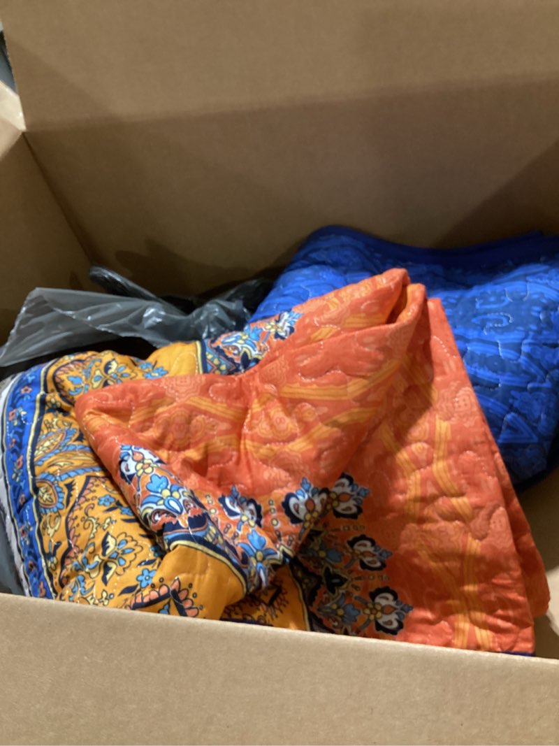 Condition photo showing As Is for WONGS BEDDING Boho Fall Queen Quilt Set, Blue and Orange Bohemian Queen Quilt Bedding Set, Lightweight Microfiber Bed Decor Bedspread for All Season 96"x90"(3 Pieces) Queen Blue Orange